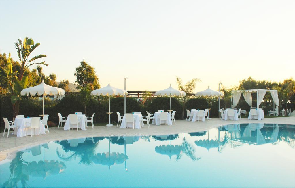 Blu Tropical Resort Цамброне Экстерьер фото